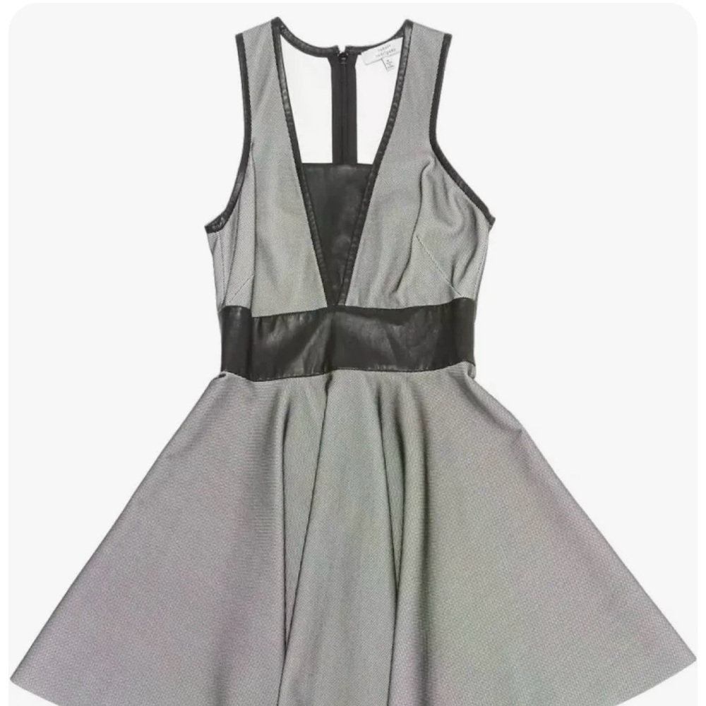 Robert Rodriguez Black Sleeveless Halter Flare Dress with leather accent size 4